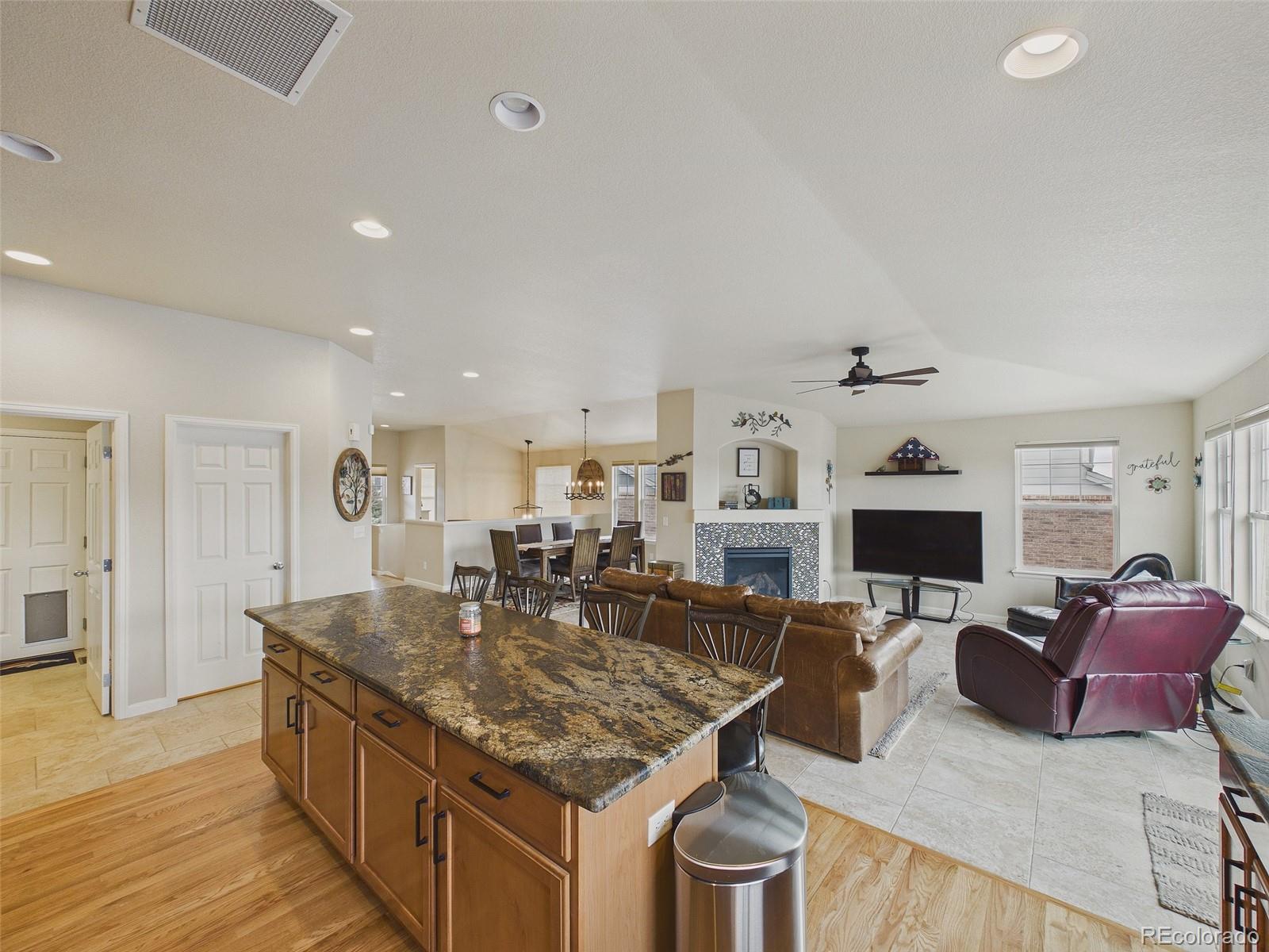 MLS Image #18 for 2805 s jebel way,aurora, Colorado