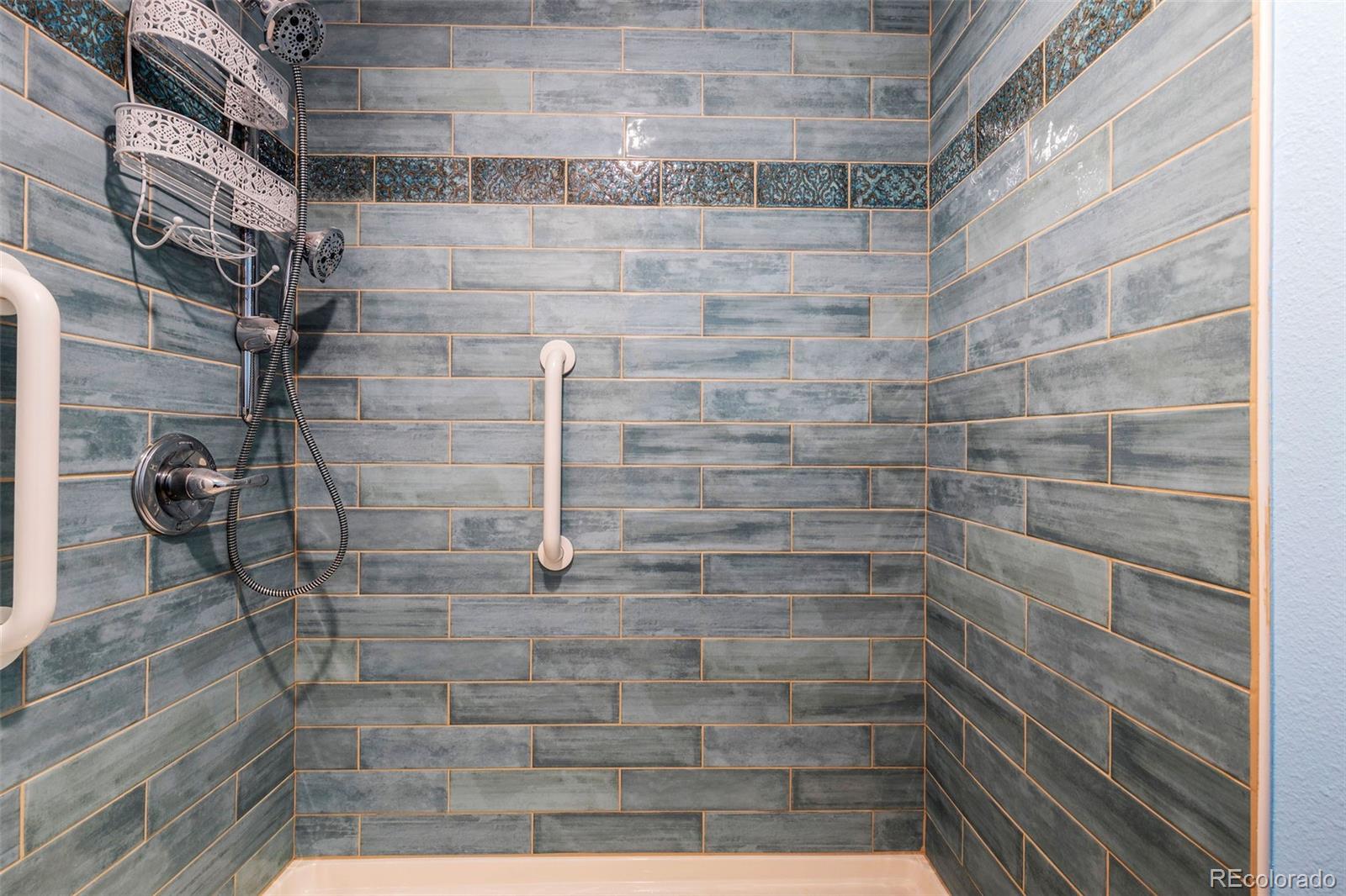MLS Image #12 for 7877 e mississippi avenue 607,denver, Colorado