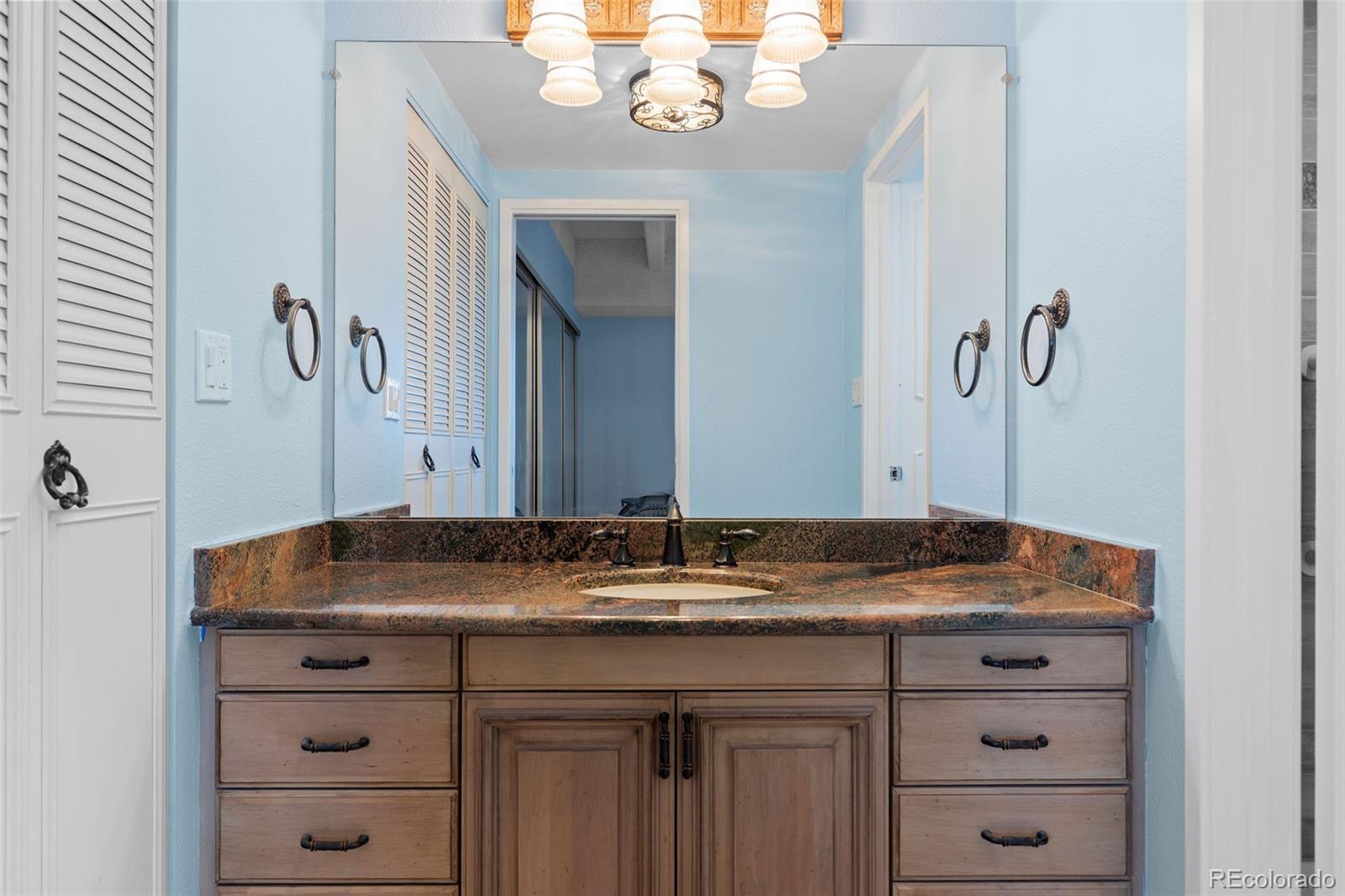 MLS Image #13 for 7877 e mississippi avenue 607,denver, Colorado