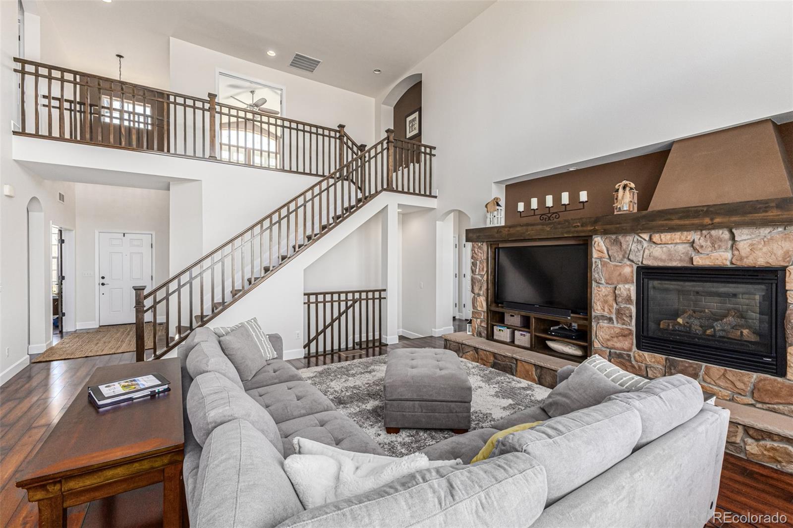 MLS Image #2 for 8726  gardenia circle,arvada, Colorado