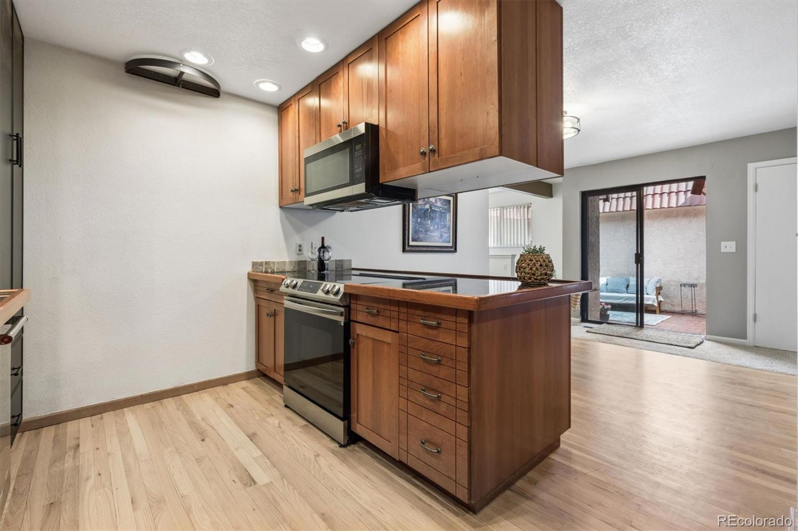 MLS Image #8 for 1423 s salem way,aurora, Colorado