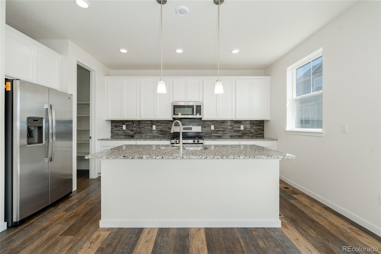 MLS Image #3 for 10962  vaughn street,commerce city, Colorado