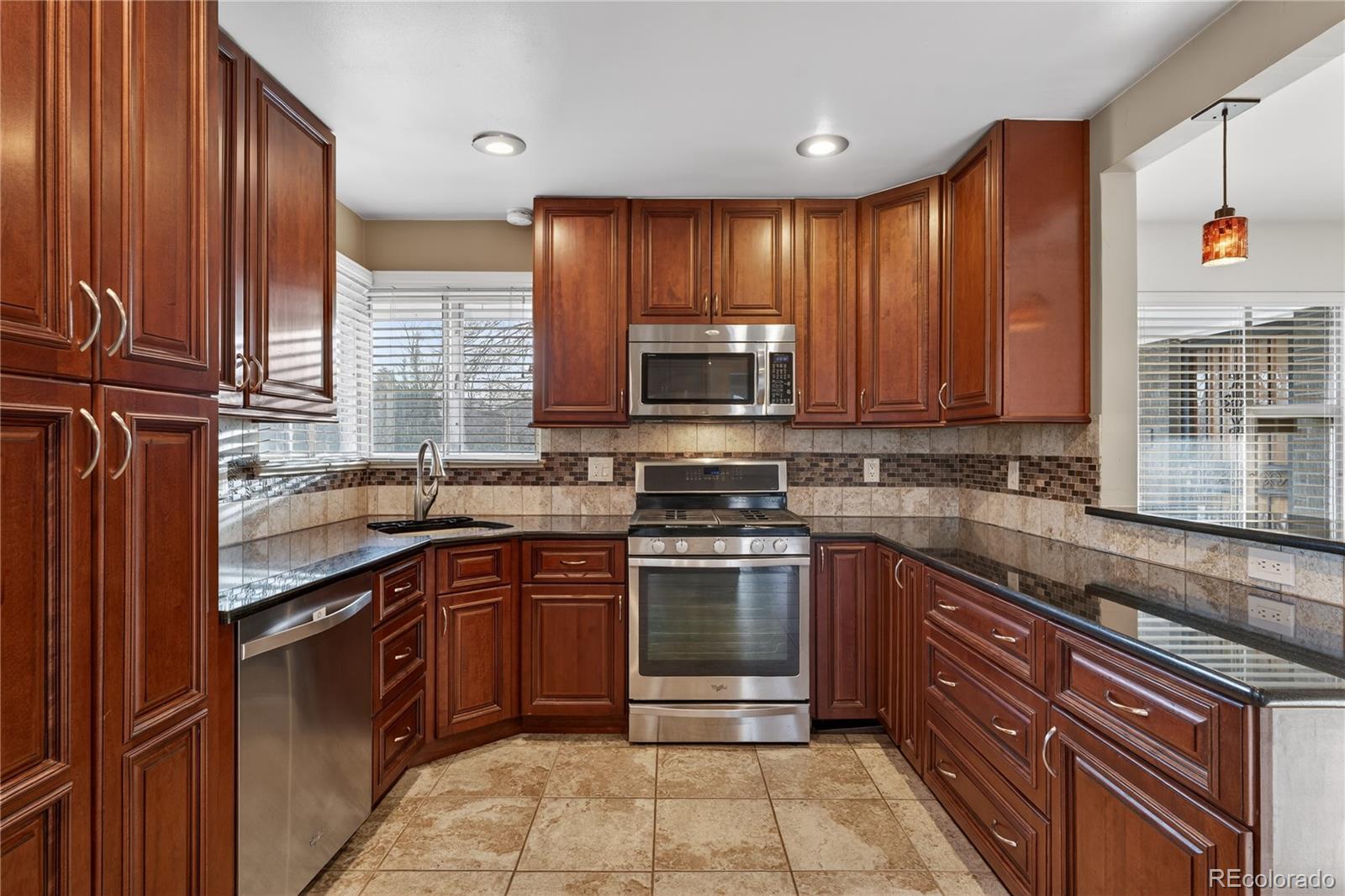 MLS Image #10 for 2105 s adams street,denver, Colorado