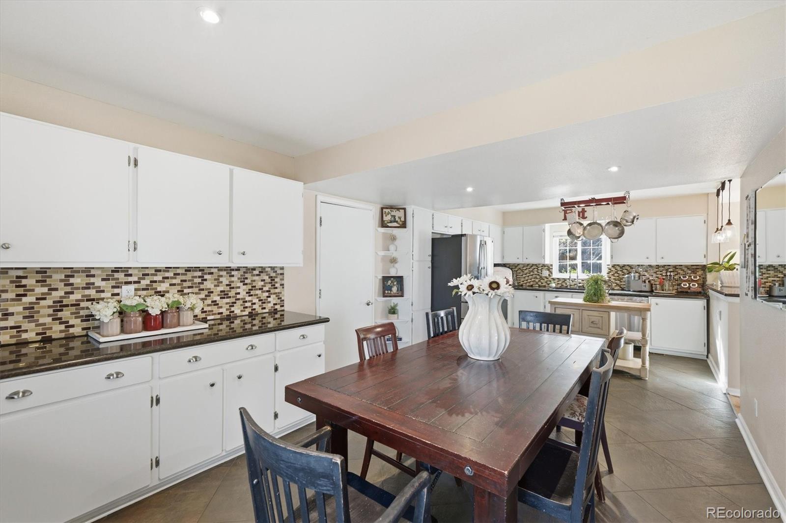 MLS Image #15 for 3866 e long avenue,centennial, Colorado