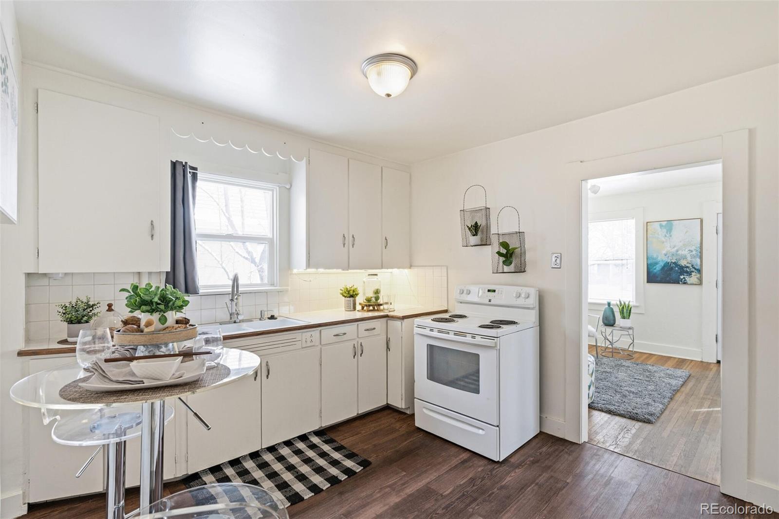 MLS Image #10 for 2133 s ogden street,denver, Colorado