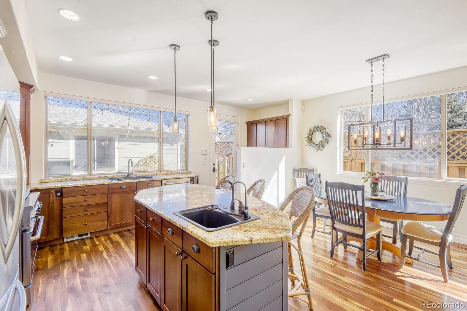 MLS Image #12 for 2022 s washington street,denver, Colorado
