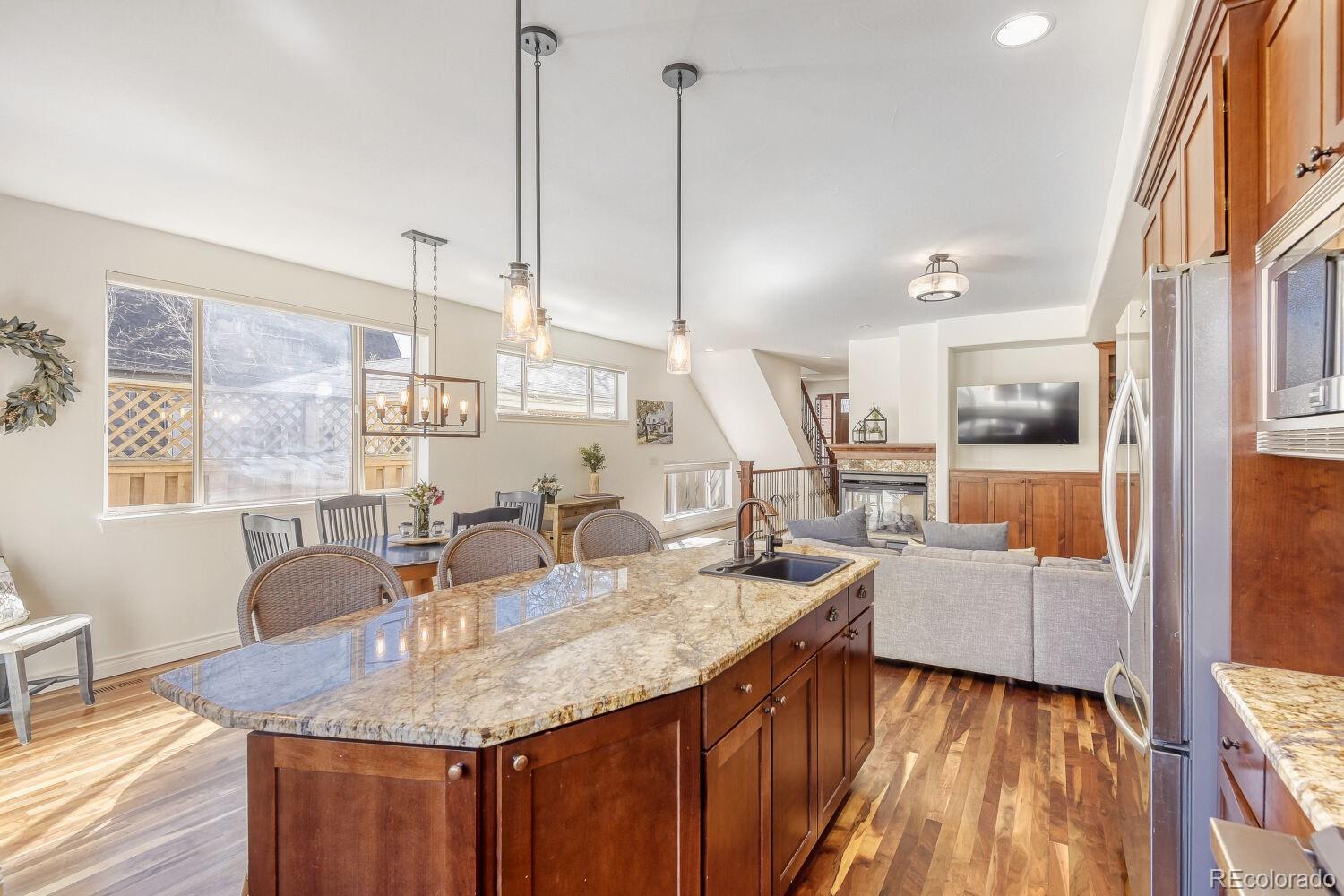 MLS Image #15 for 2022 s washington street,denver, Colorado