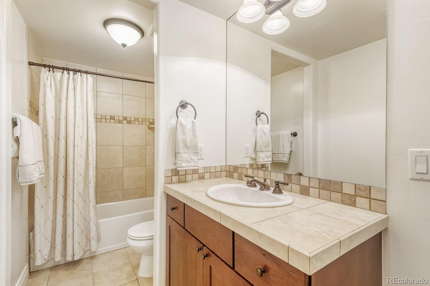 MLS Image #18 for 2022 s washington street,denver, Colorado