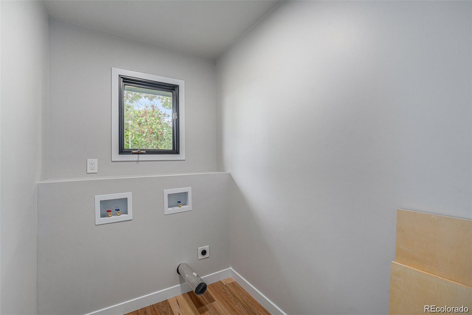 MLS Image #12 for 7930  alkire street,arvada, Colorado