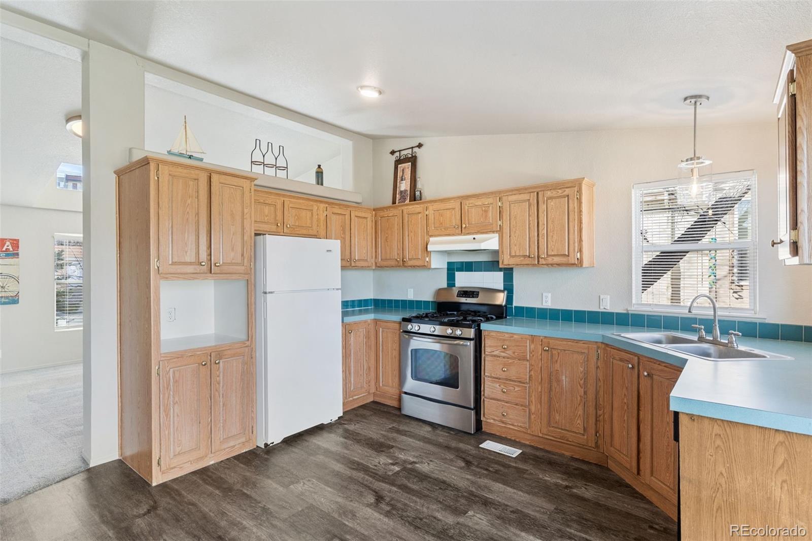 MLS Image #6 for 2510  wheaton drive,colorado springs, Colorado