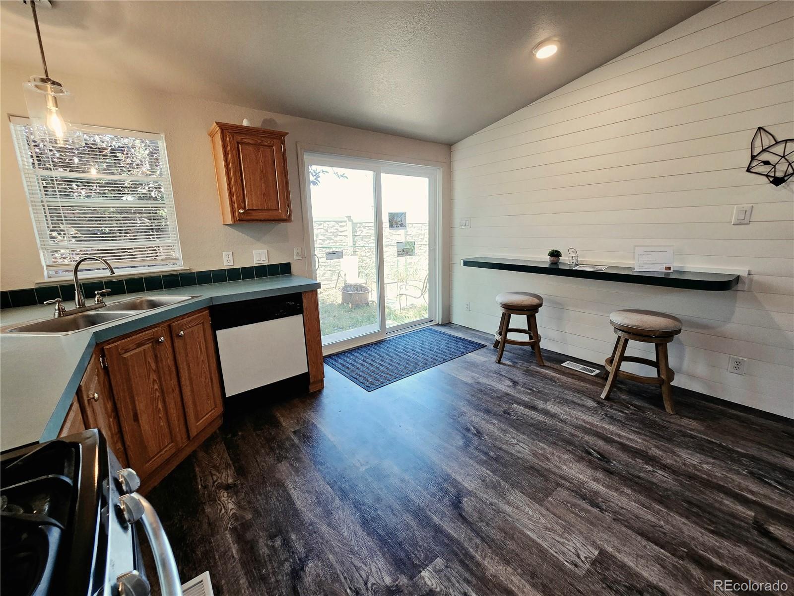 MLS Image #8 for 2510  wheaton drive,colorado springs, Colorado
