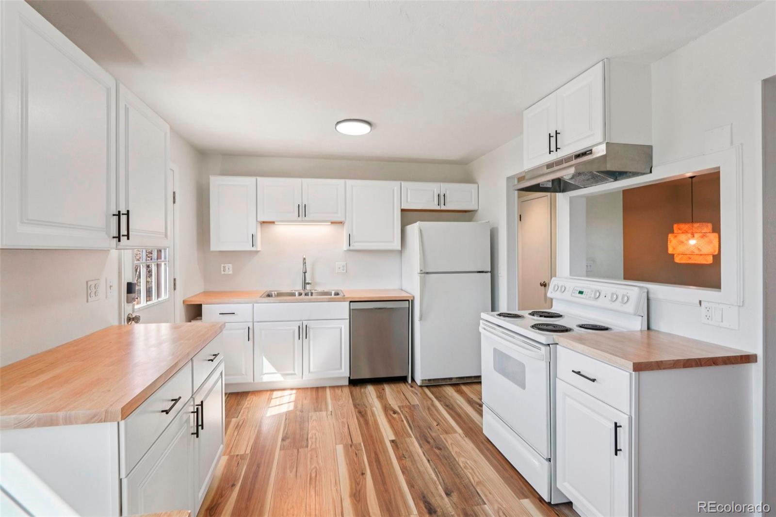 MLS Image #5 for 9005  dudley street,broomfield, Colorado