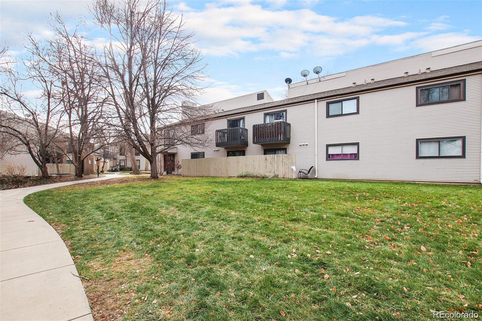 MLS Image #16 for 3550 s harlan street 275,denver, Colorado