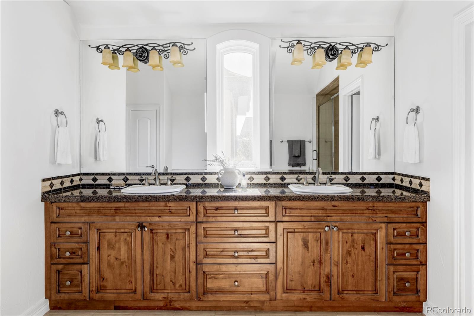 MLS Image #15 for 2860  clinton street,denver, Colorado