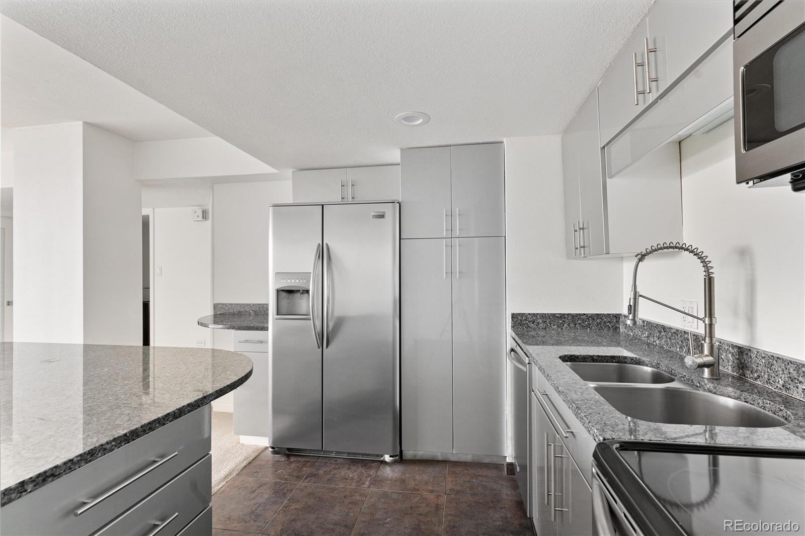MLS Image #10 for 1020  15th street 17c,denver, Colorado