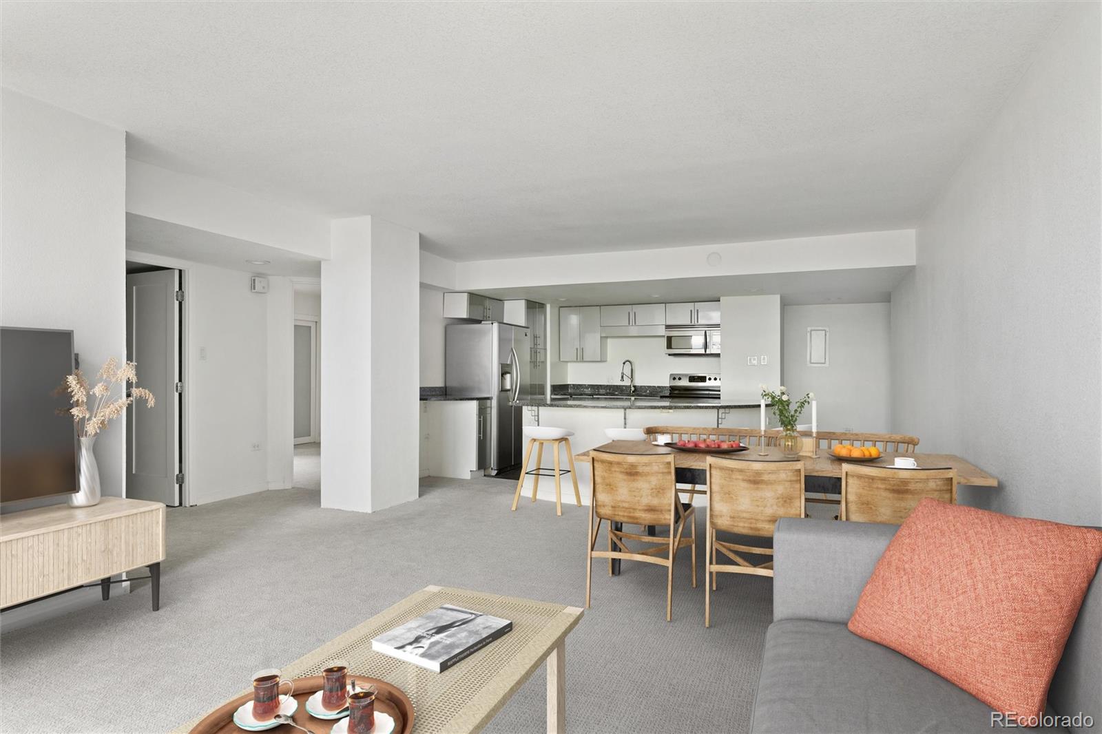 MLS Image #2 for 1020  15th street 17c,denver, Colorado