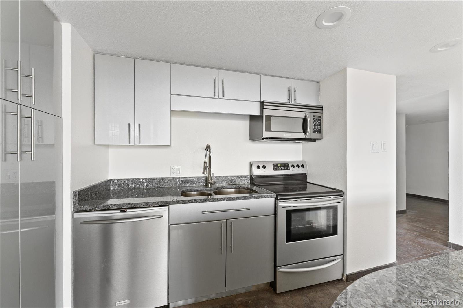MLS Image #9 for 1020  15th street 17c,denver, Colorado