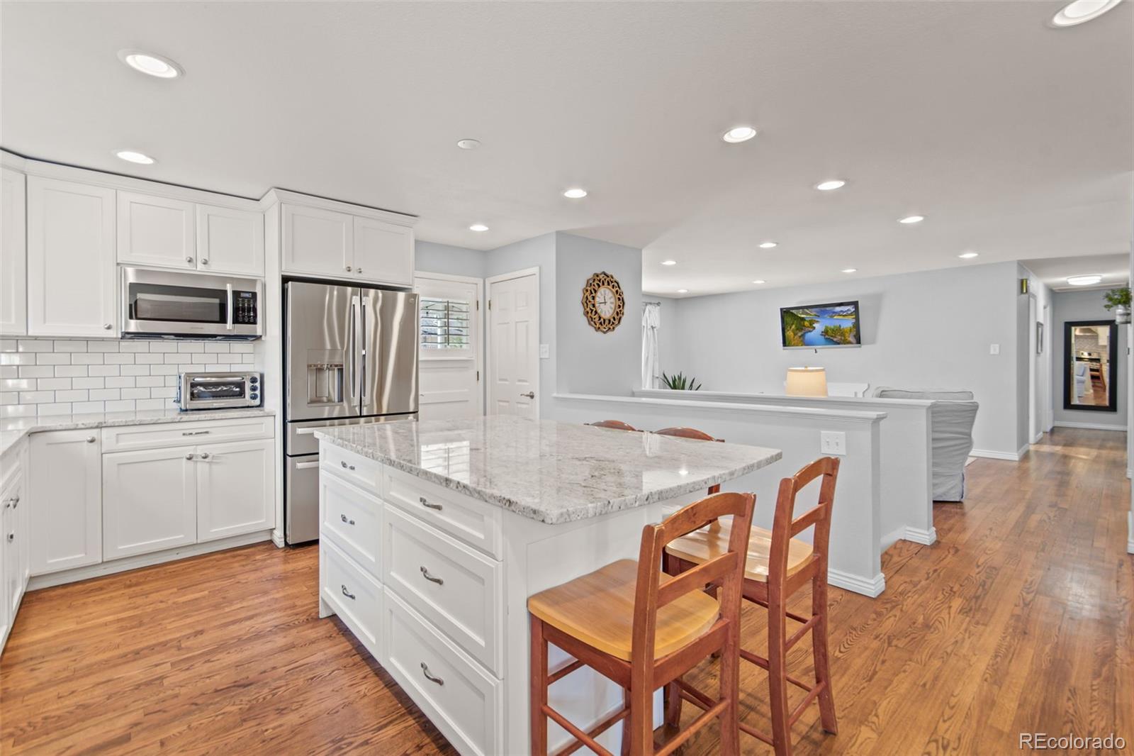MLS Image #3 for 840 e dogwood avenue,centennial, Colorado