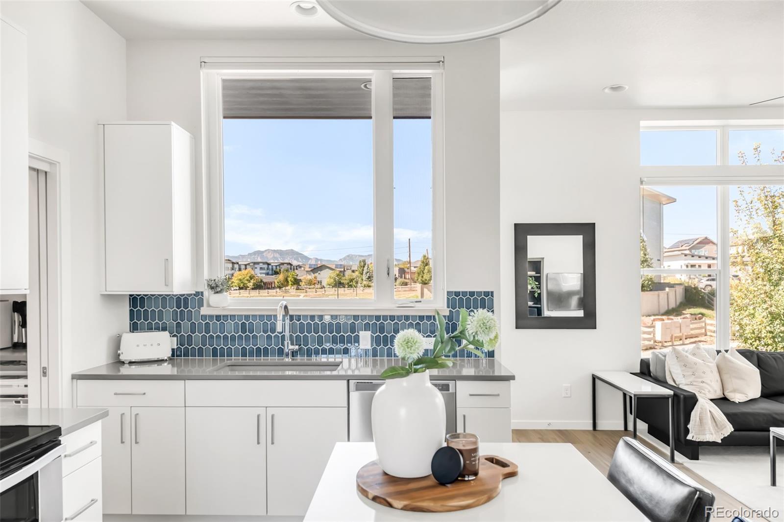 MLS Image #14 for 928  cimarron drive,lafayette, Colorado