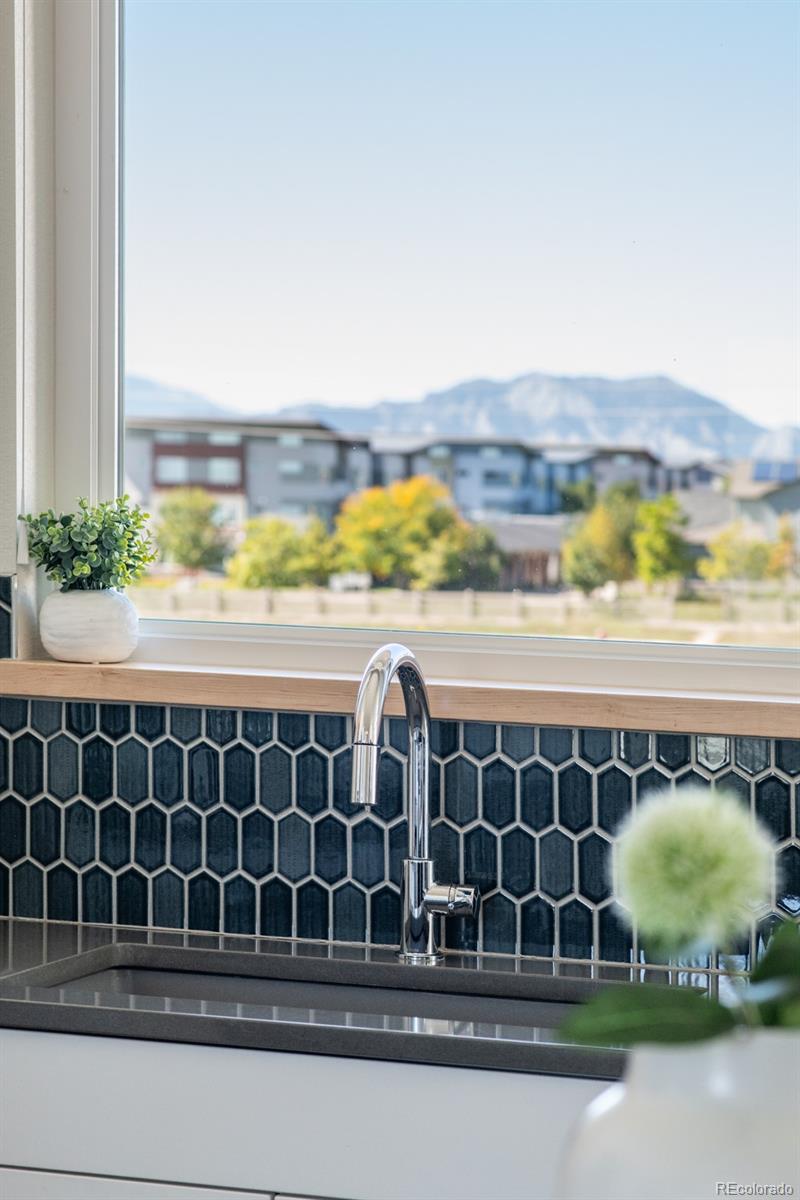 MLS Image #18 for 928  cimarron drive,lafayette, Colorado