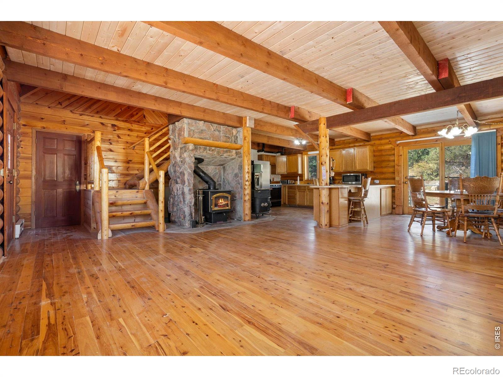 MLS Image #9 for 815 w county road 82e ,livermore, Colorado