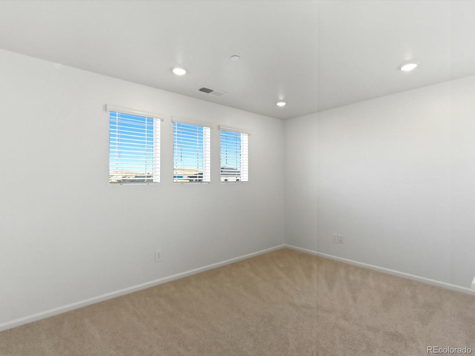 MLS Image #15 for 8941  sedalia street,commerce city, Colorado