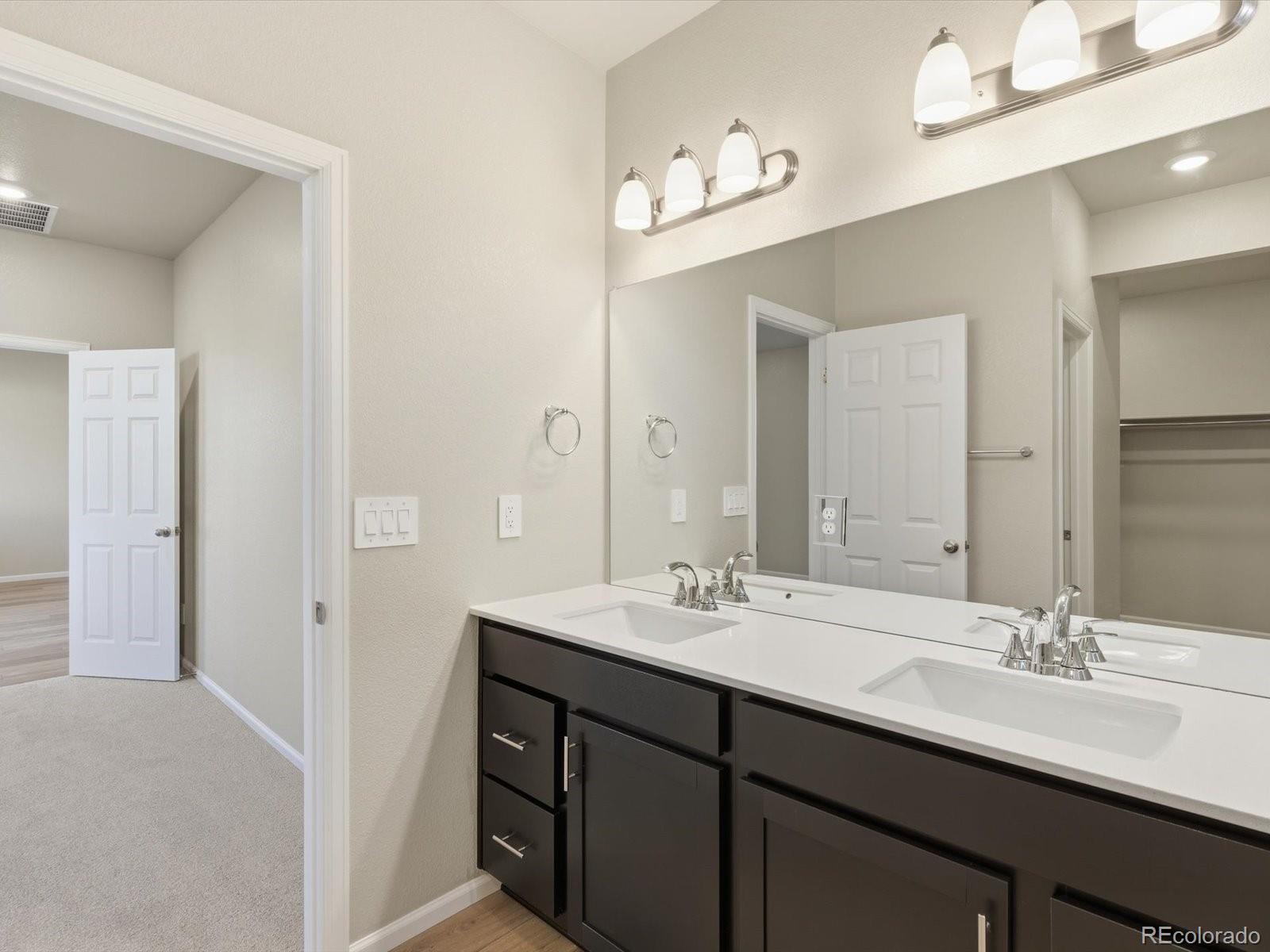 MLS Image #21 for 8906  rifle street,commerce city, Colorado