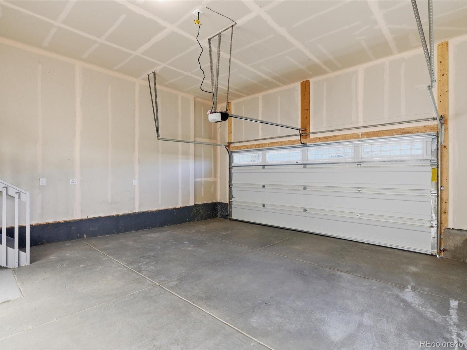 MLS Image #4 for 8906  rifle street,commerce city, Colorado