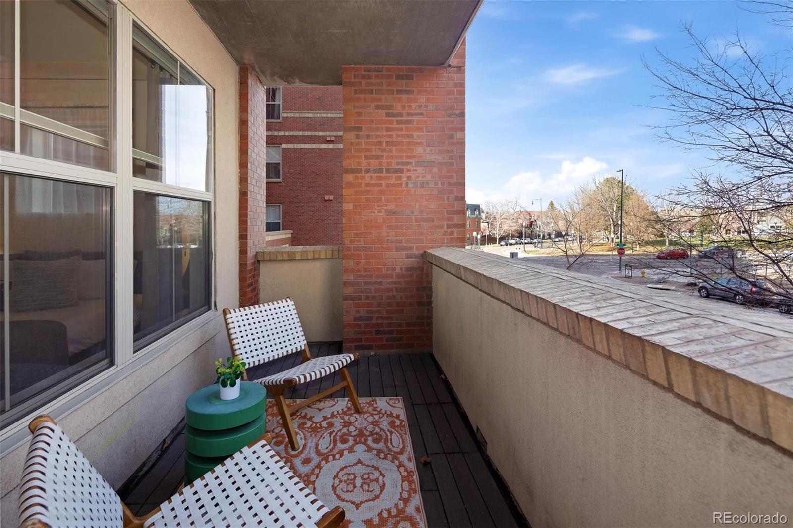 MLS Image #12 for 1975 n grant street 229,denver, Colorado