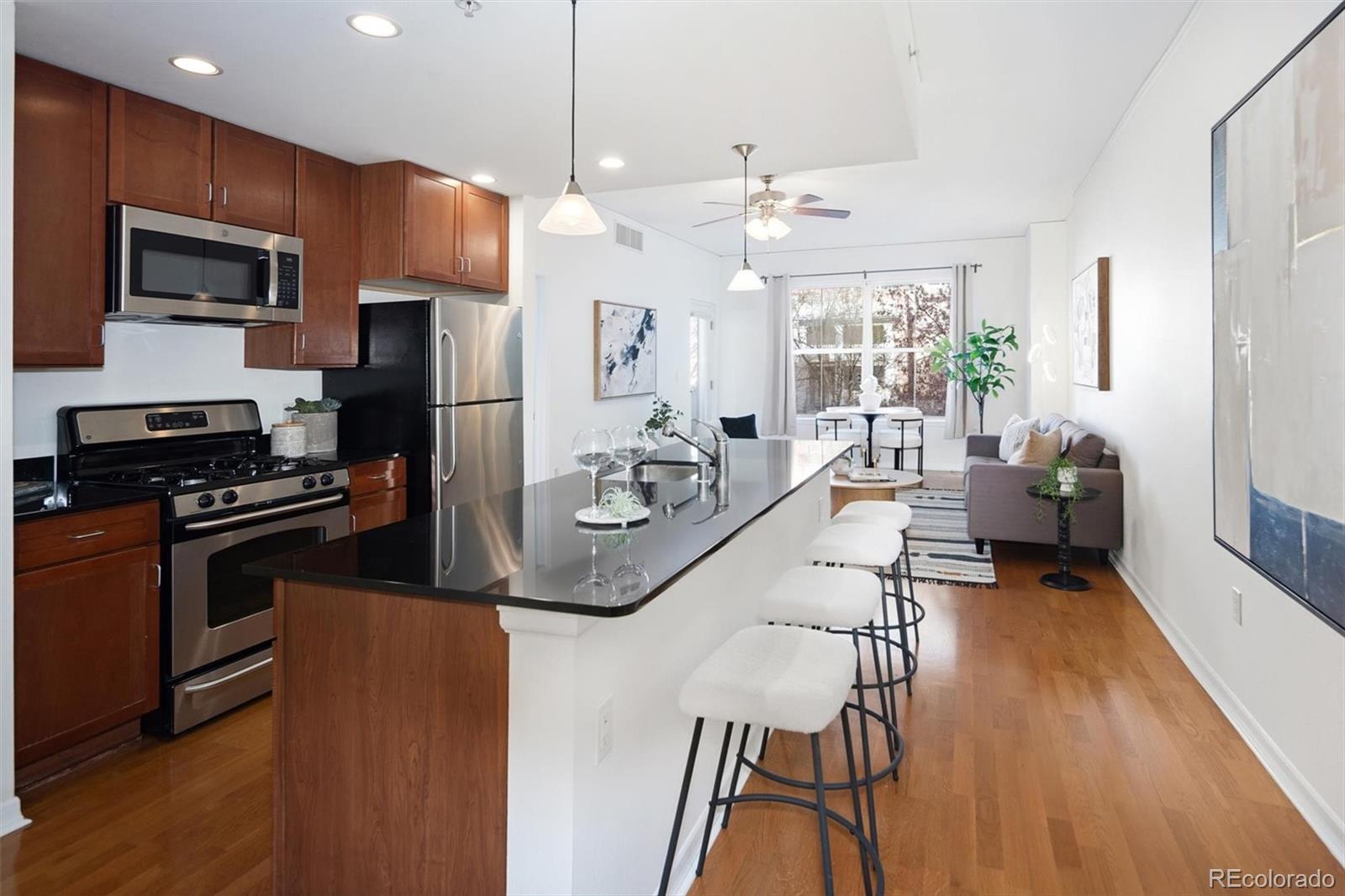 MLS Image #15 for 1975 n grant street 229,denver, Colorado