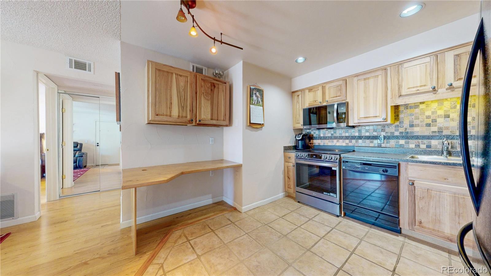 MLS Image #10 for 4899 s dudley street 4a,littleton, Colorado