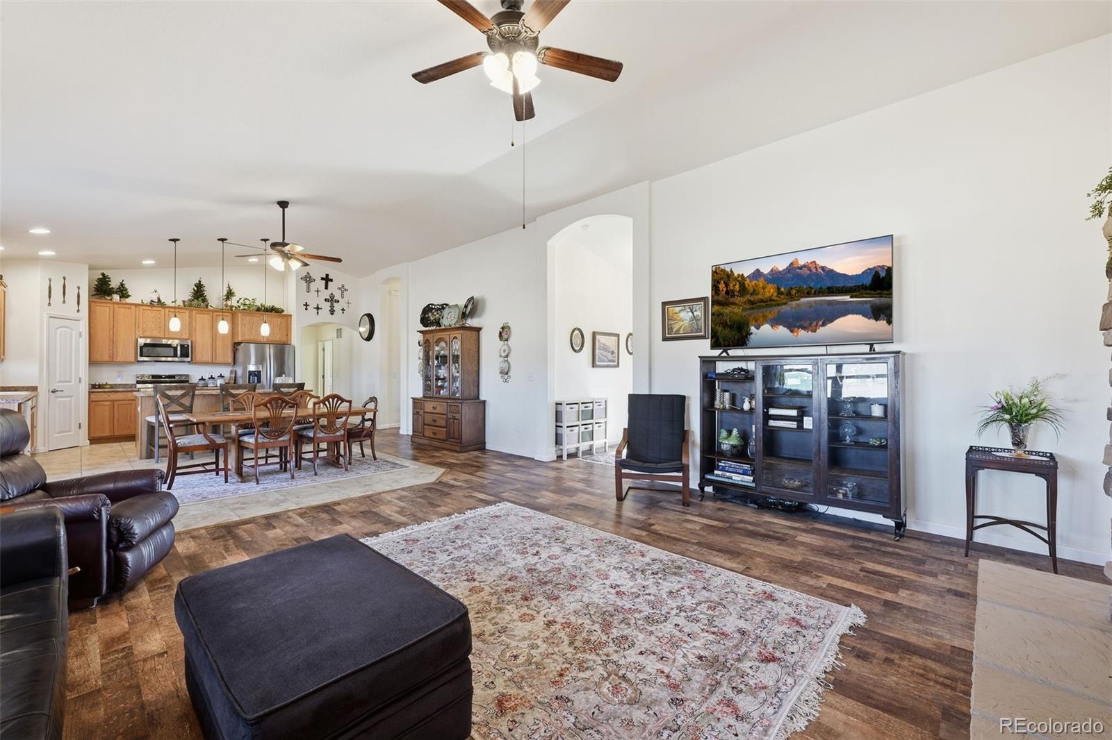 MLS Image #14 for 875  7th street,penrose, Colorado