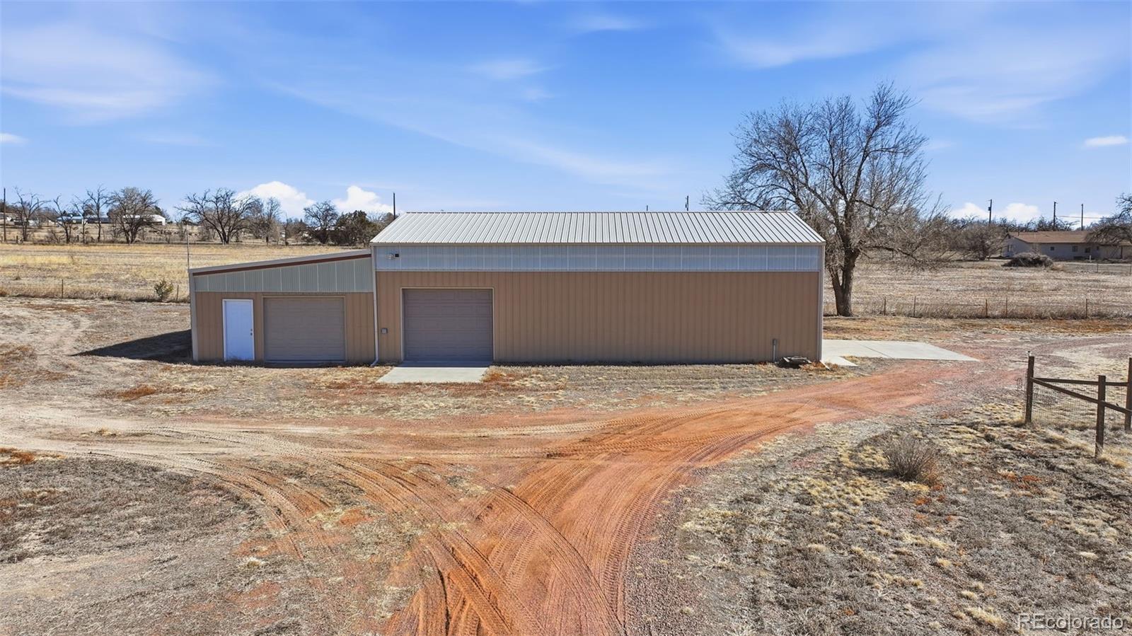 MLS Image #3 for 875  7th street,penrose, Colorado