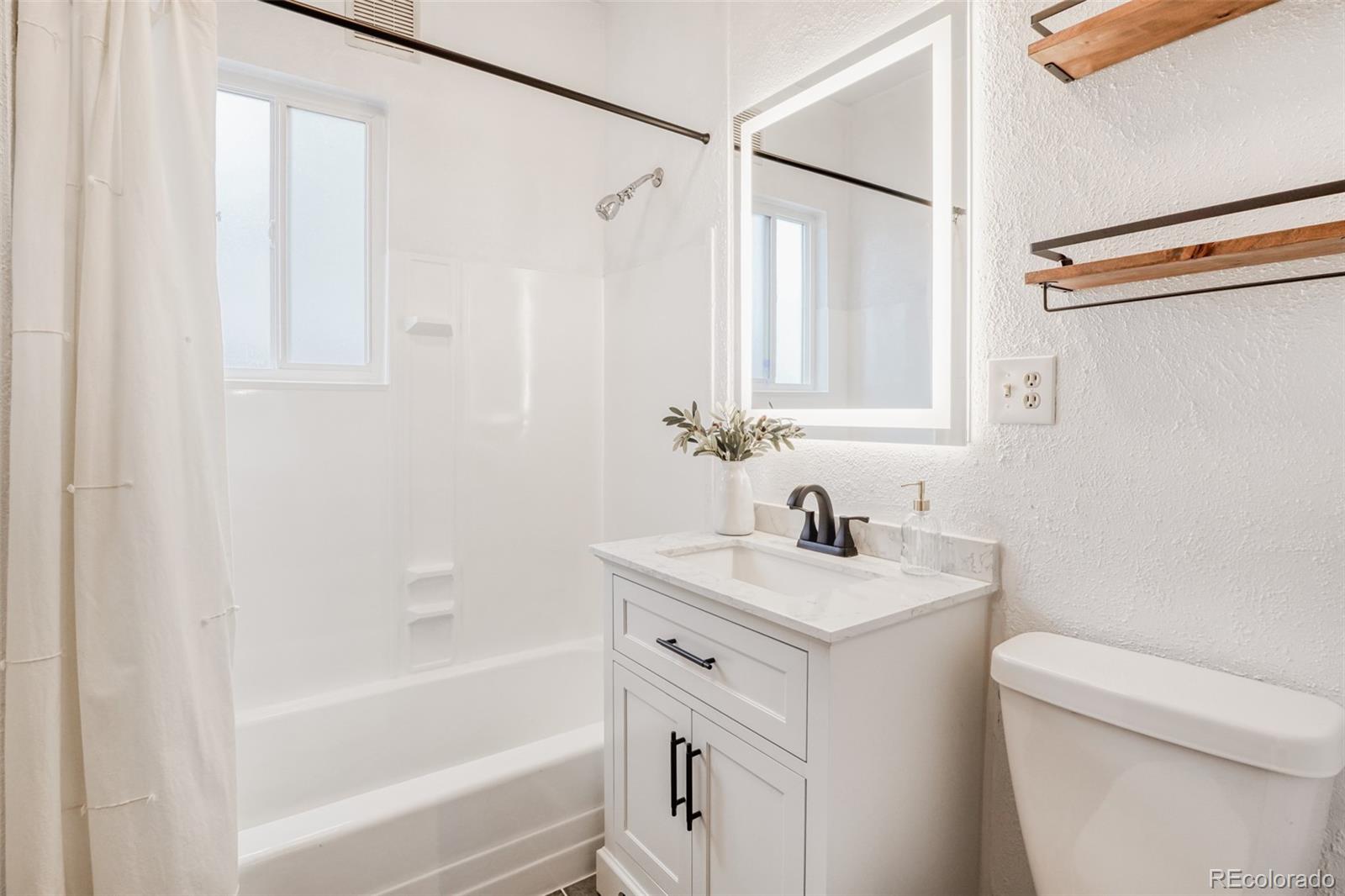 MLS Image #12 for 2136 s franklin street,denver, Colorado