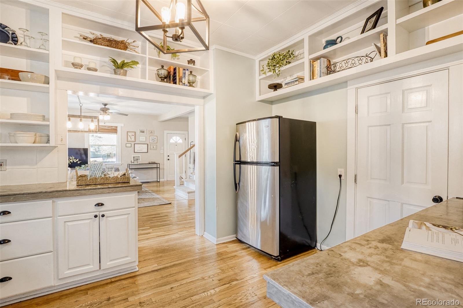 MLS Image #8 for 2136 s franklin street,denver, Colorado