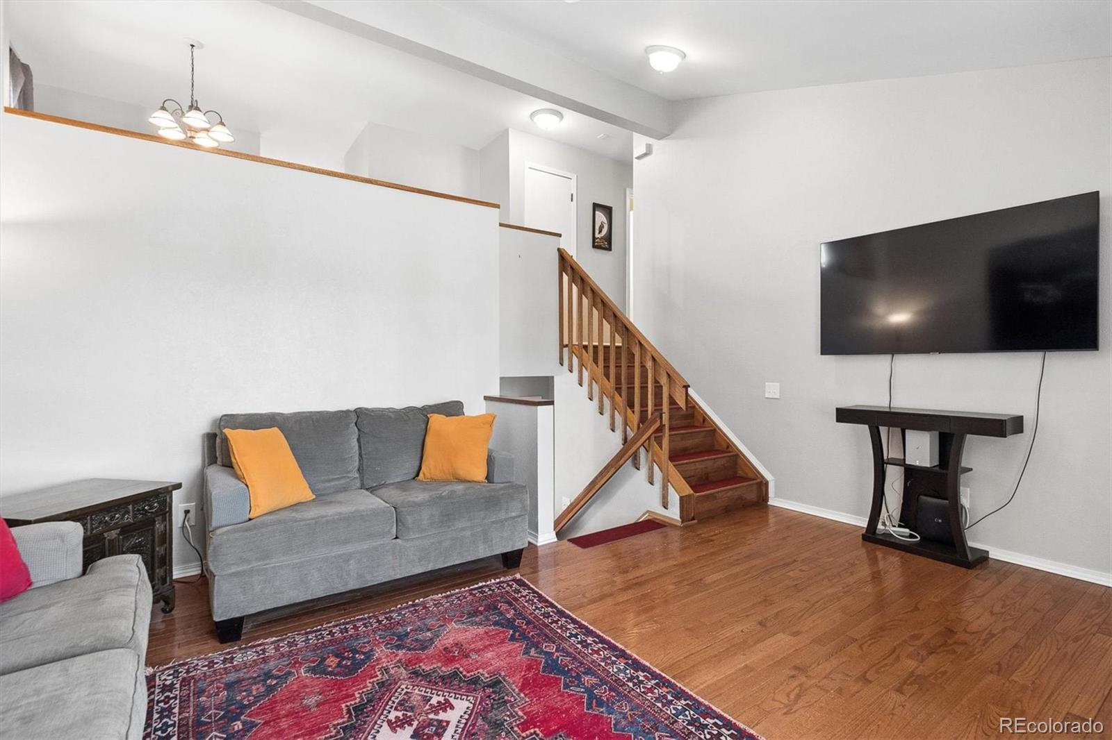 MLS Image #2 for 8071 s cedar street,littleton, Colorado