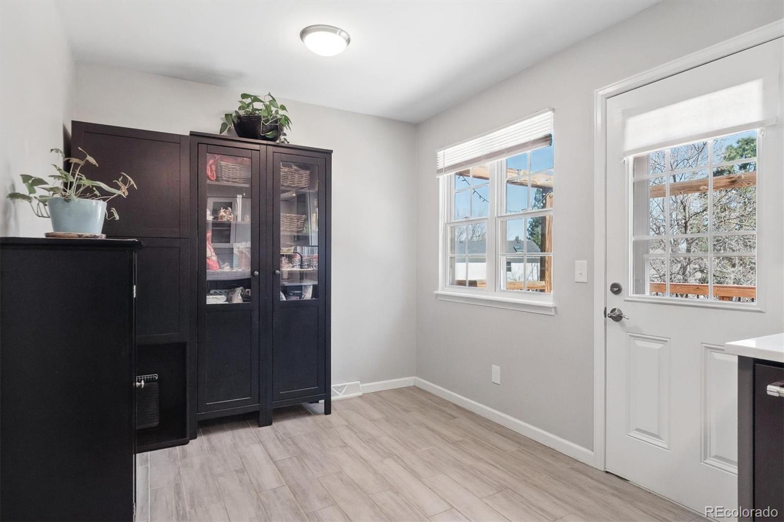 MLS Image #9 for 8071 s cedar street,littleton, Colorado