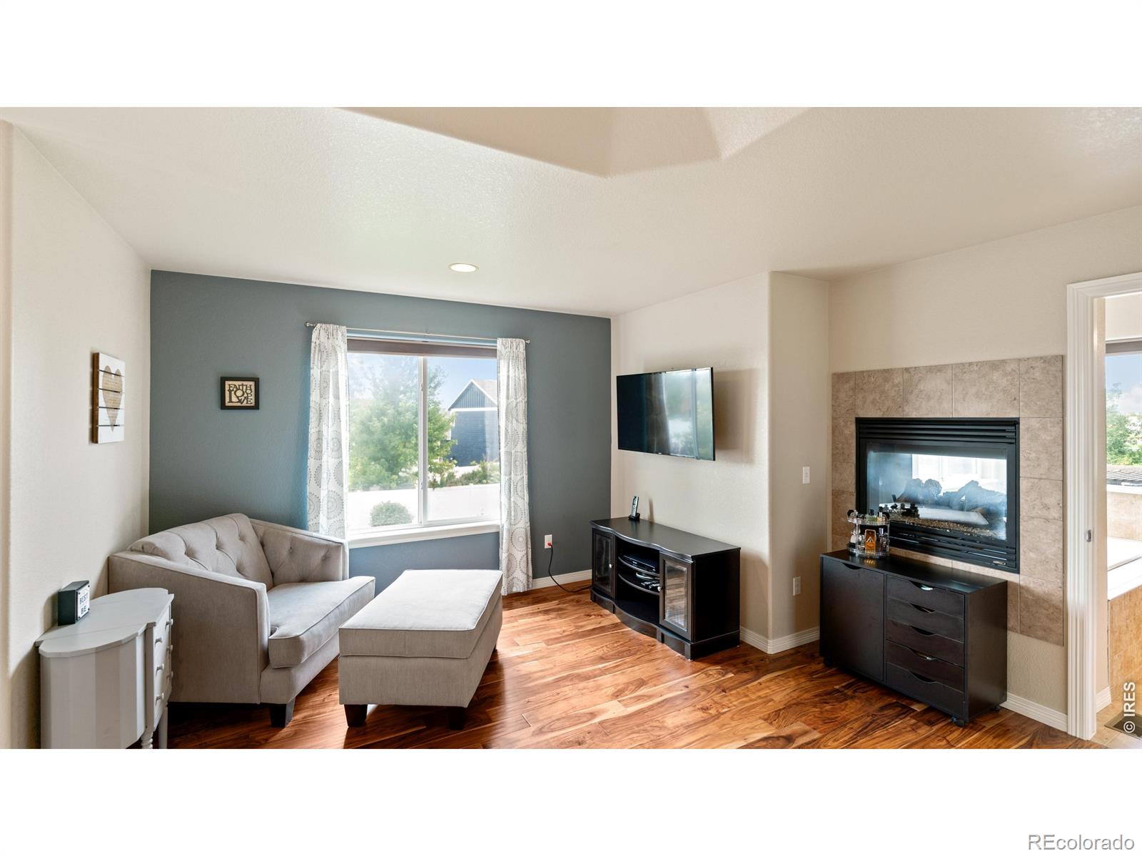 MLS Image #18 for 633  shoshone court,windsor, Colorado