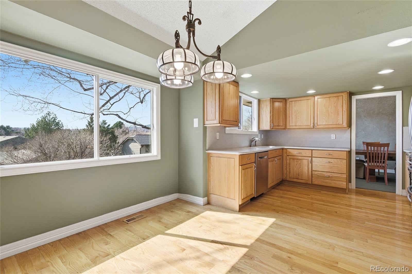 MLS Image #8 for 8180 w hoover place,littleton, Colorado