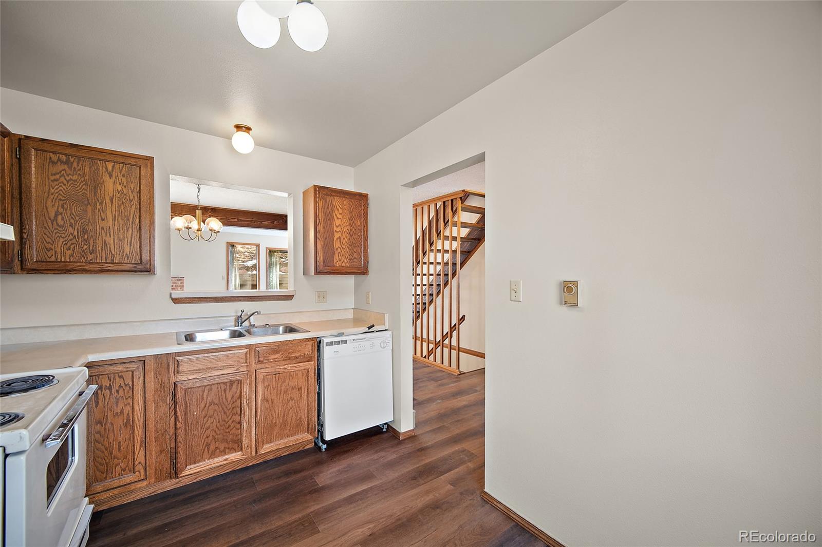 MLS Image #11 for 590  manor court,woodland park, Colorado