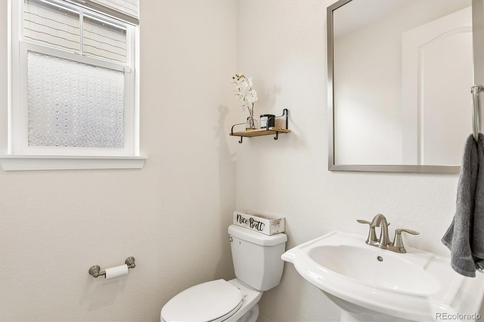 MLS Image #19 for 27790 e links place,aurora, Colorado