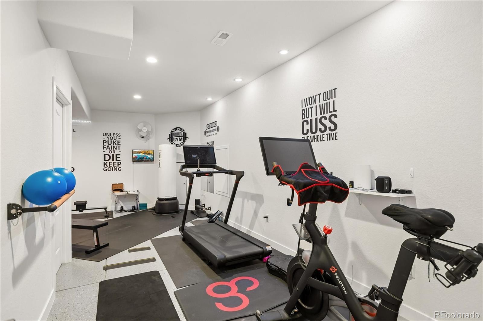 MLS Image #35 for 27790 e links place,aurora, Colorado