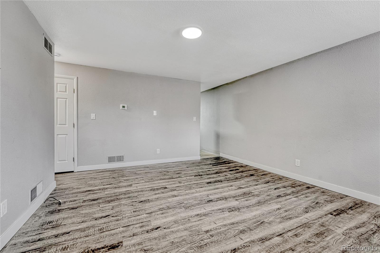 MLS Image #5 for 1158 s navajo street,denver, Colorado