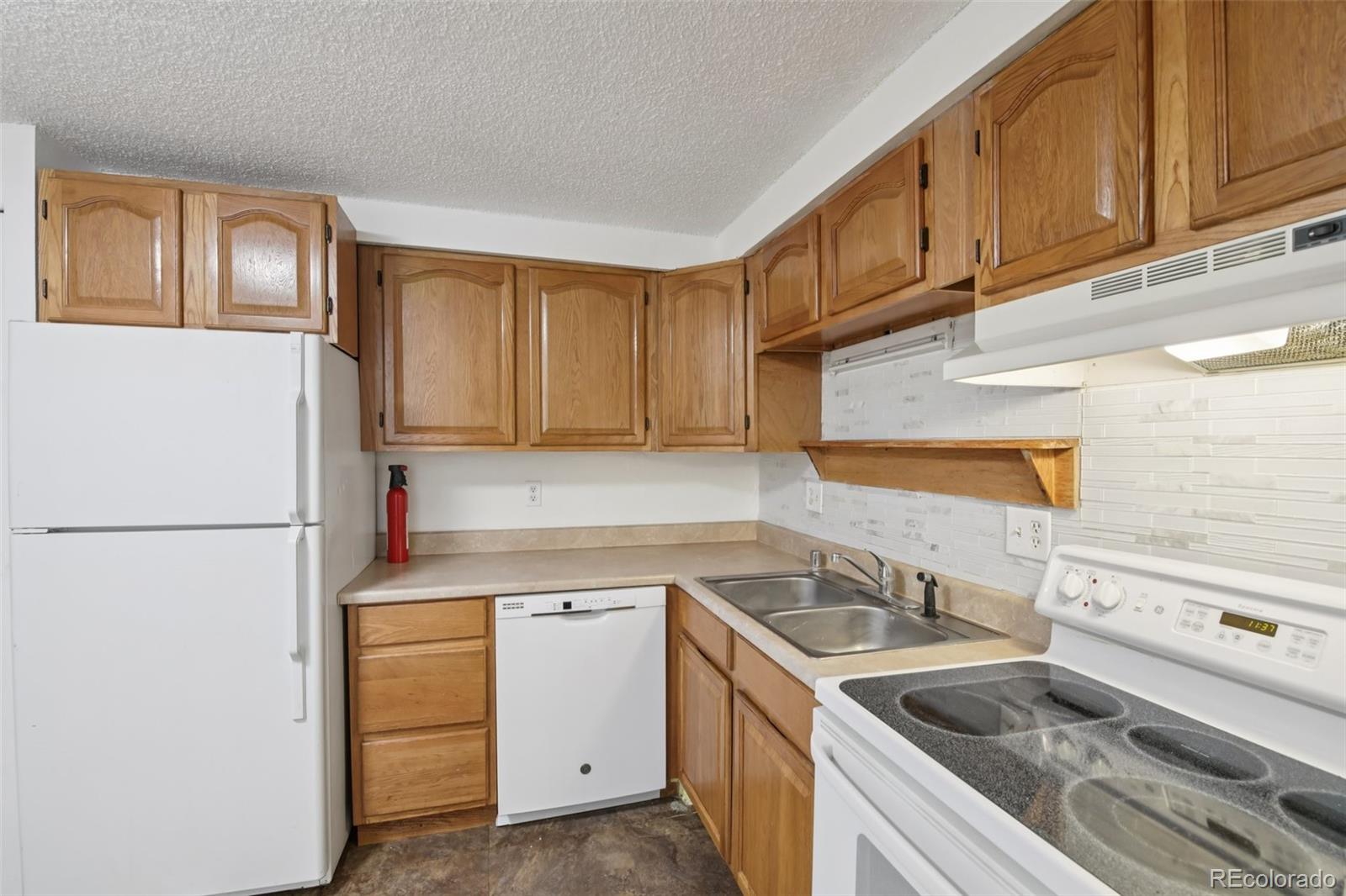 MLS Image #4 for 8822 e florida avenue g10,denver, Colorado