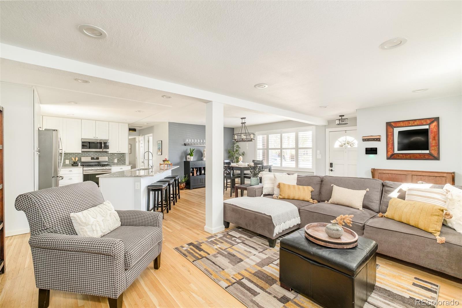 MLS Image #11 for 5634 e minnesota drive,denver, Colorado