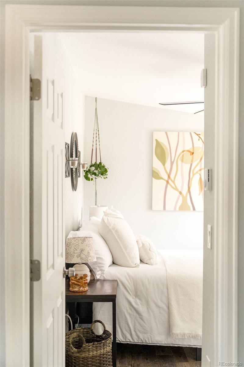 MLS Image #23 for 5634 e minnesota drive,denver, Colorado