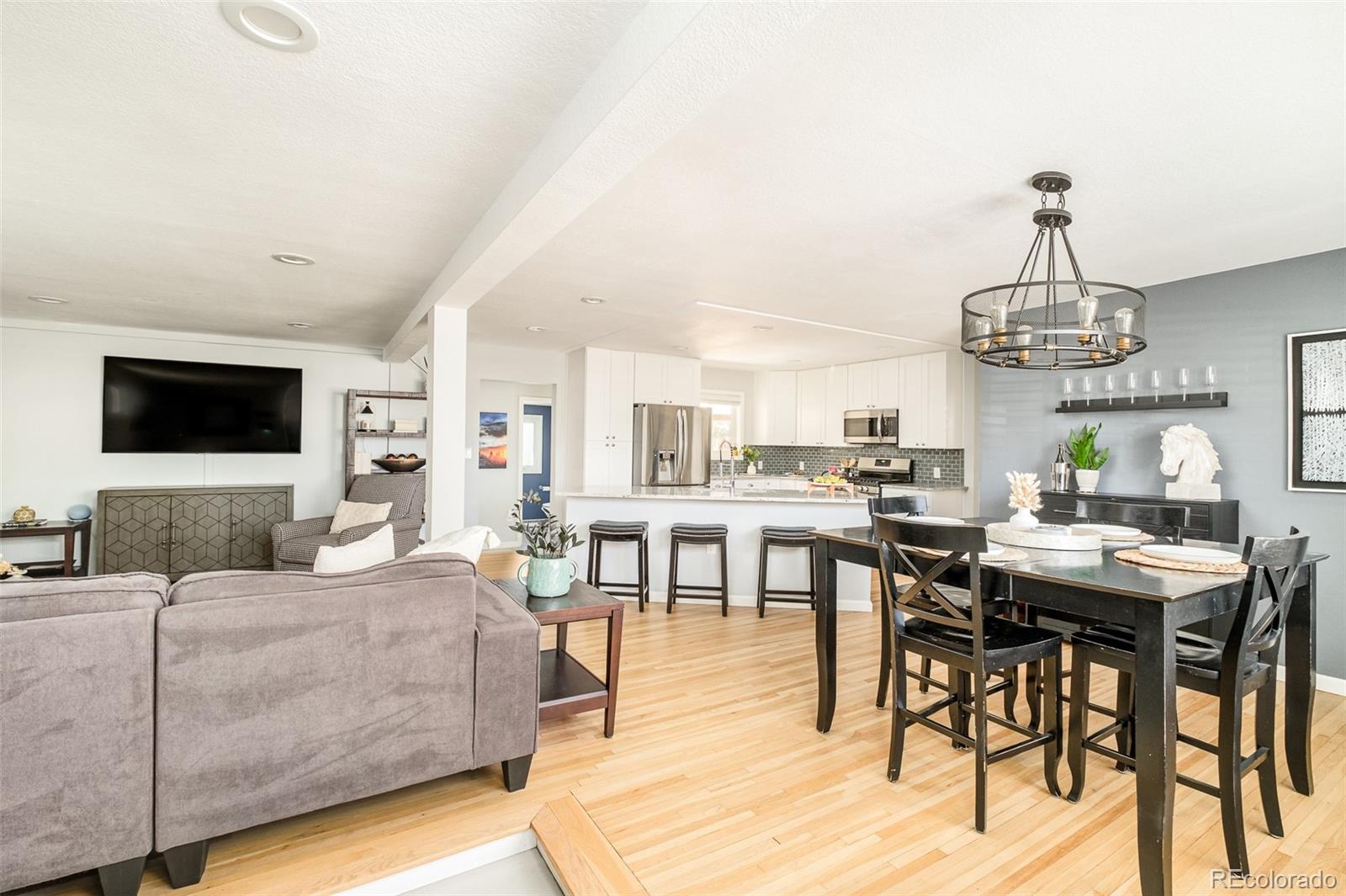 MLS Image #6 for 5634 e minnesota drive,denver, Colorado