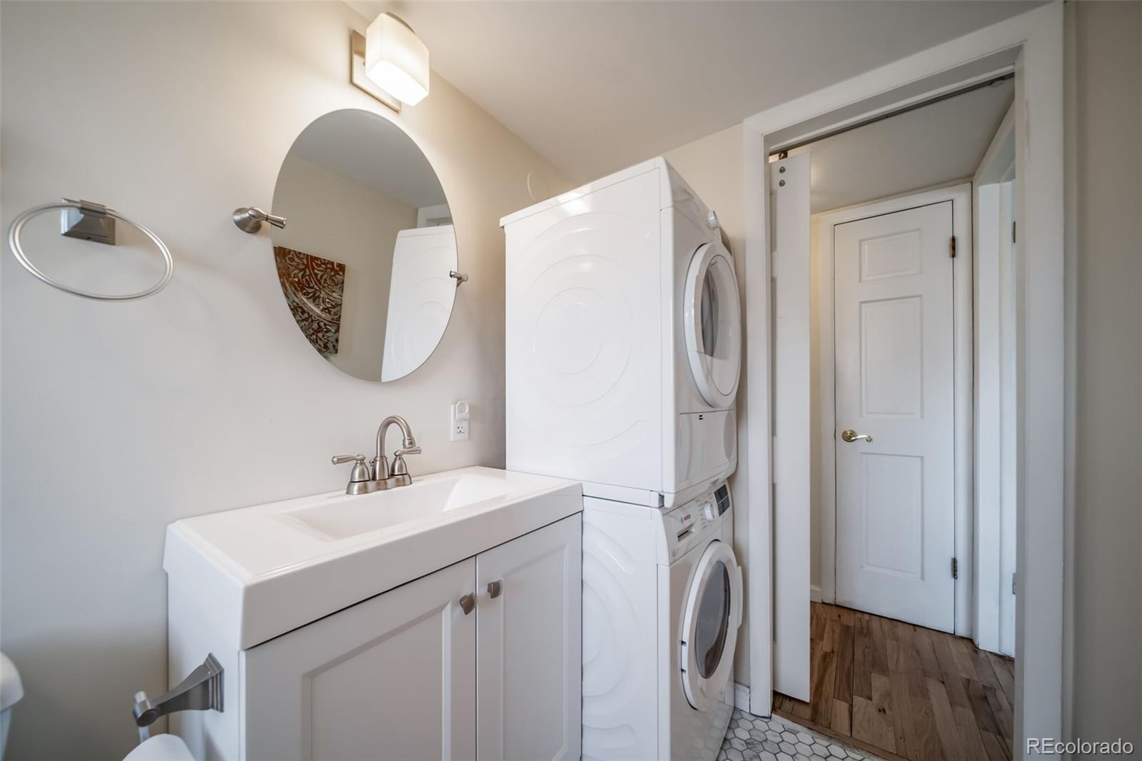 MLS Image #10 for 33 n corona street 205,denver, Colorado