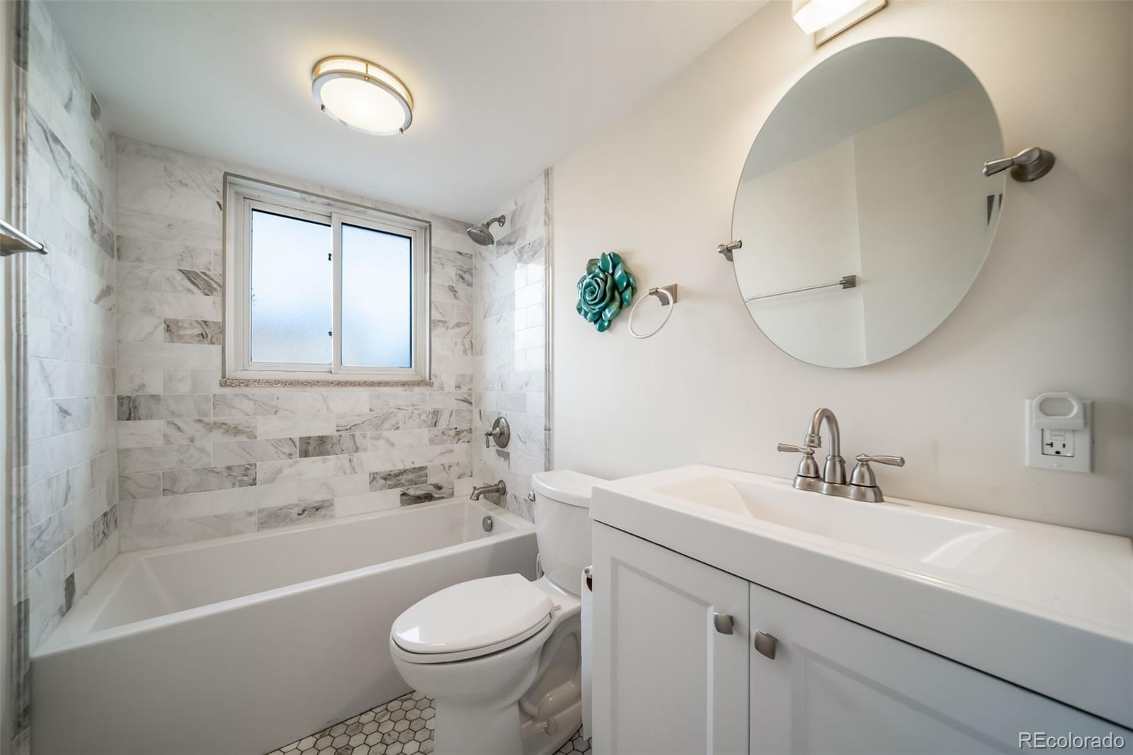 MLS Image #9 for 33 n corona street 205,denver, Colorado