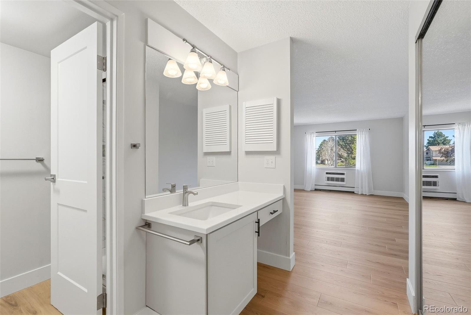 MLS Image #20 for 13601 e marina drive,aurora, Colorado